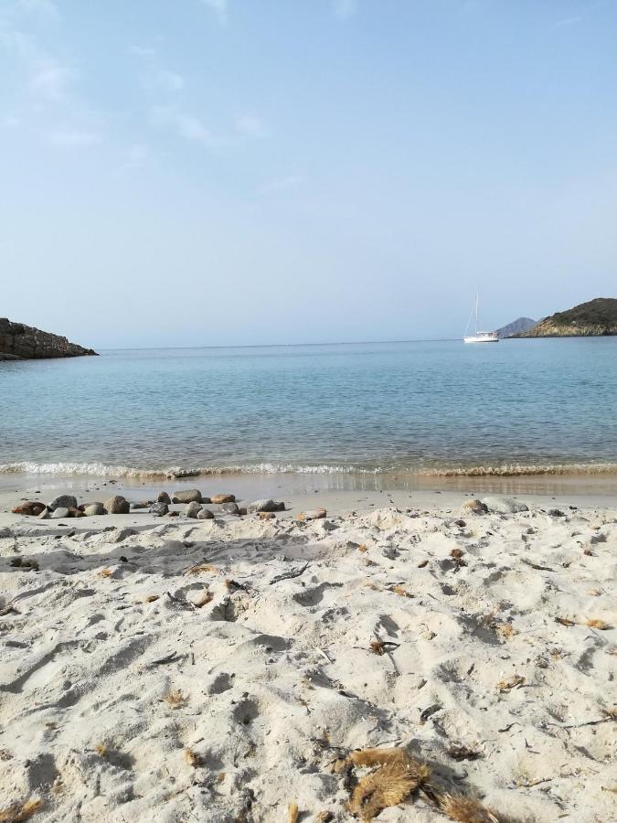 Prendas Antigas - Vacanze A Teulada Apartment ภายนอก รูปภาพ